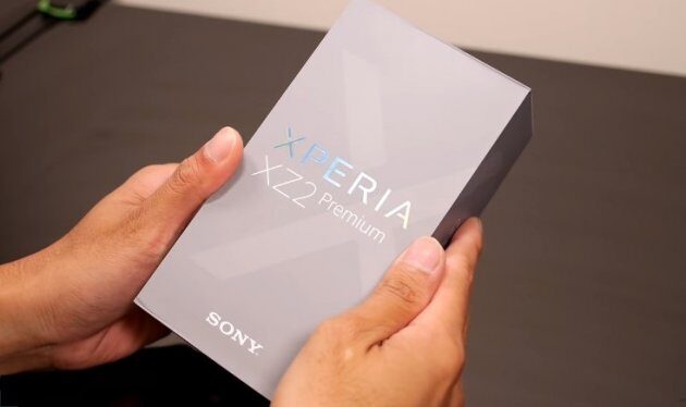 Sony Xperia XZ2 Premium:    